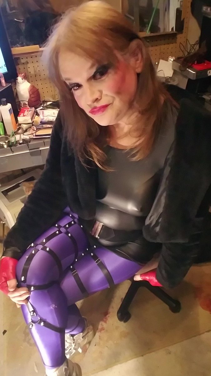 Jeniferxtacy's tweet photo. Guess my age. When I was in my 20s I thought at my current age I would start looking like a grandmother. https://t.co/u7VrHQzmlo