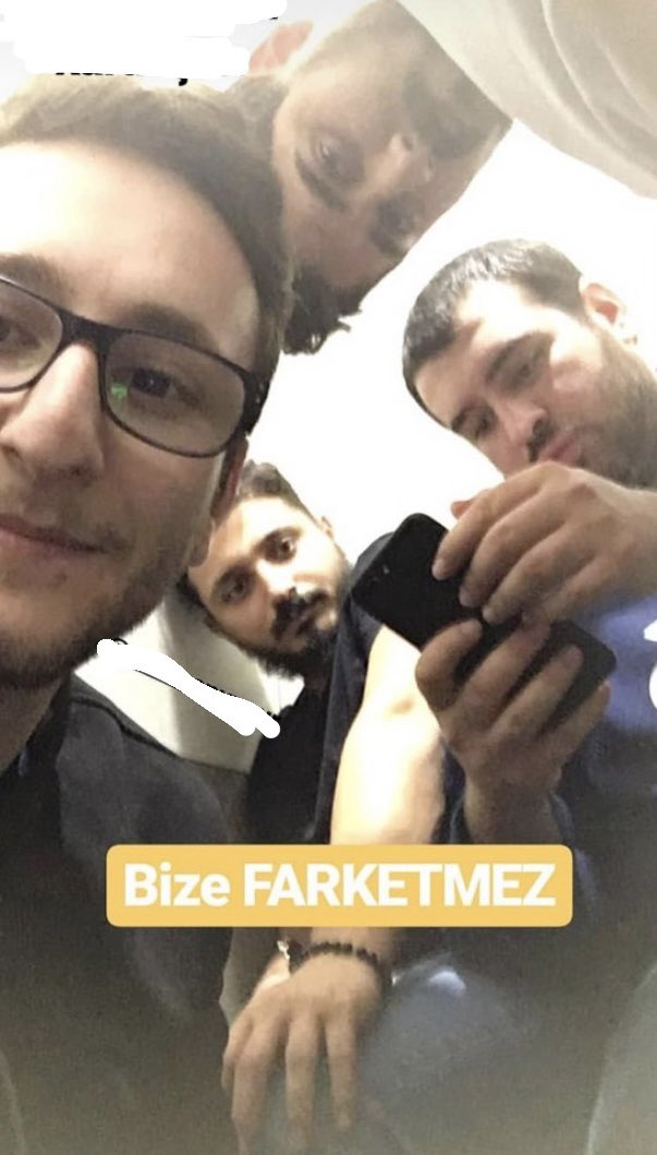 Yapıldı kardeşim , en kralı yapıldı hem de. Bir kişi de değil tam  5 kişi :)