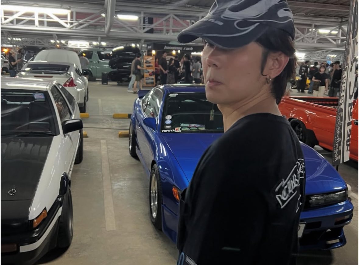 🌸こちらは今日まで見られます🌸

Buildくんの魅力的な笑顔と桜、日本のポップなイメージで作成しました。

ネコちゃん、DJ、サックス、日本の車（ハチロクって気付いた方はいらっしゃるかな🤭）
Buildくんの好きなものがいっぱい詰まった大きなポスターです。