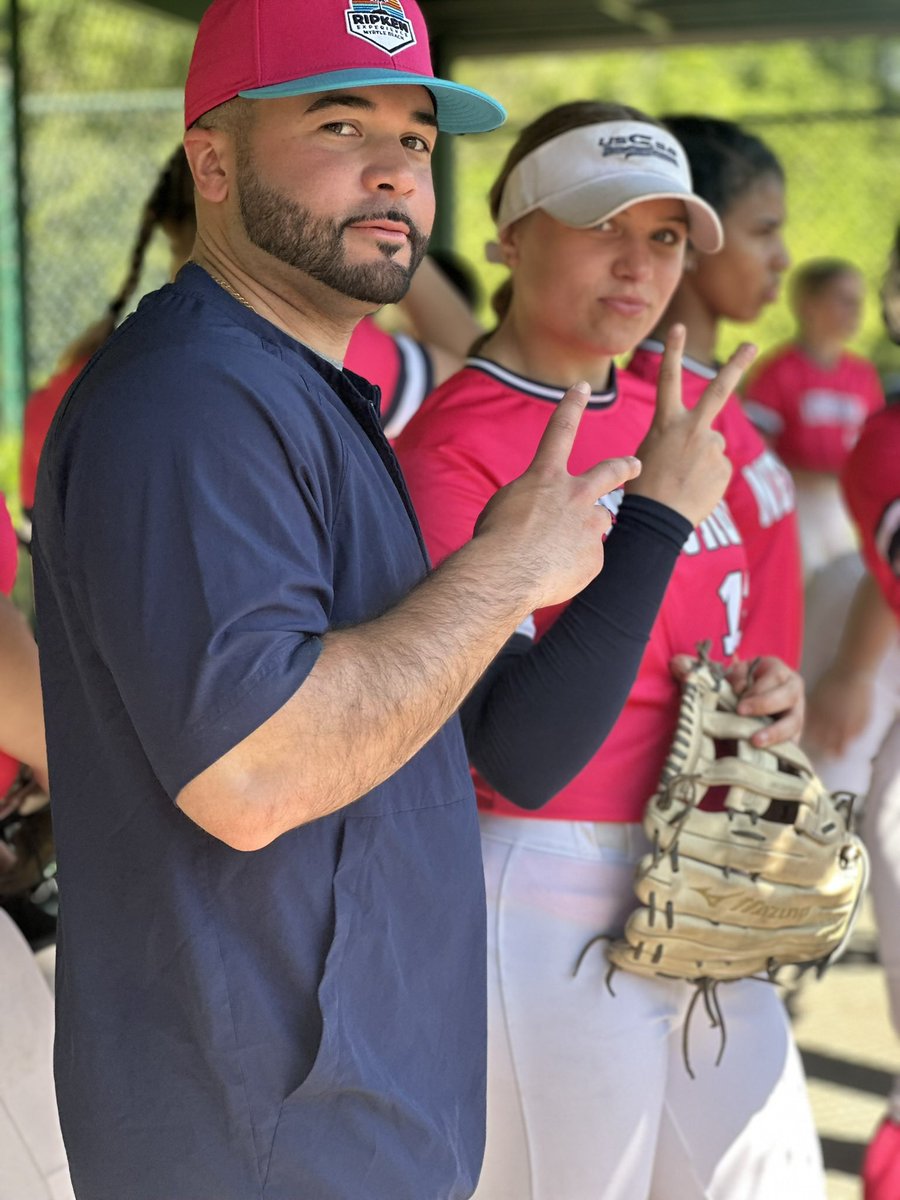 mullarkey2027's tweet photo. Myrtle with my team and coaches was so much fun and we came home 3-0 for the week! Back to a league game on Monday vs Kingston . #GoGoldbacks https://t.co/whjB2hVcwQ