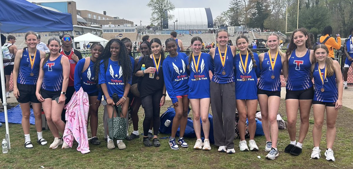 TritonXCTF's tweet photo. Great day at the Woodbury Relays today! The girls took home medals in the DMR, SMR, and 3k Steeple Chase! Proud of the way all our girls competed and looking forward to Penn Relays and George Rowland Relays next weekend!! https://t.co/8IkRGSFLTg