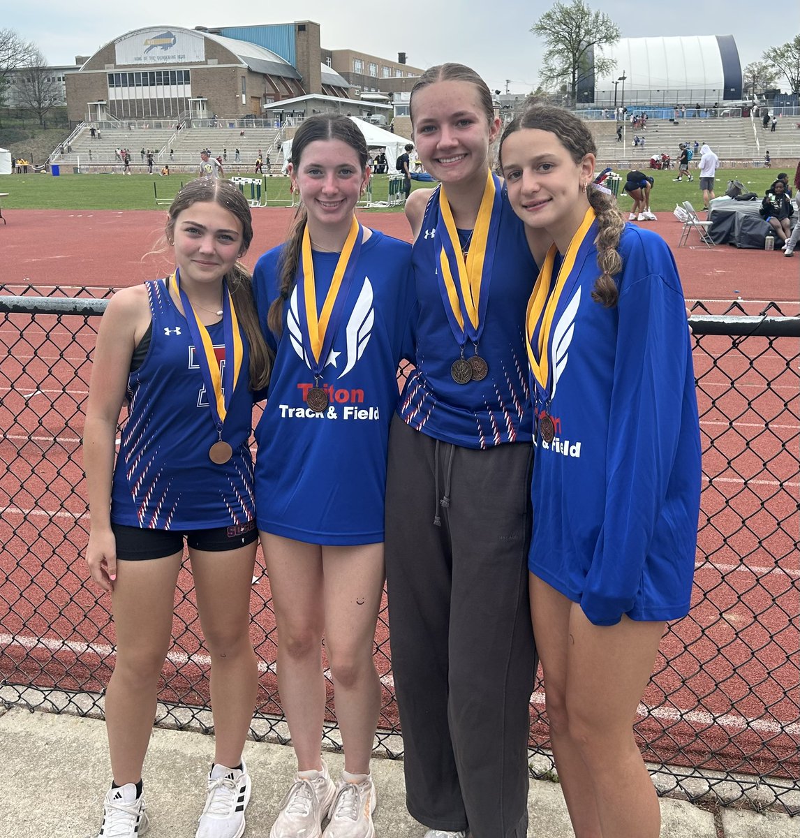 TritonXCTF's tweet photo. Great day at the Woodbury Relays today! The girls took home medals in the DMR, SMR, and 3k Steeple Chase! Proud of the way all our girls competed and looking forward to Penn Relays and George Rowland Relays next weekend!! https://t.co/8IkRGSFLTg