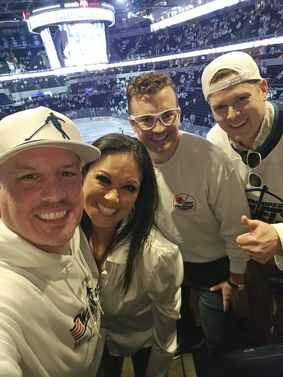 Windog0101's tweet photo. #suite26 #victory #playoff #GoJetsGo @CanadaLifeCtr @NHLJets Let's Go! @bwynne13 https://t.co/EEBGiUgH0C