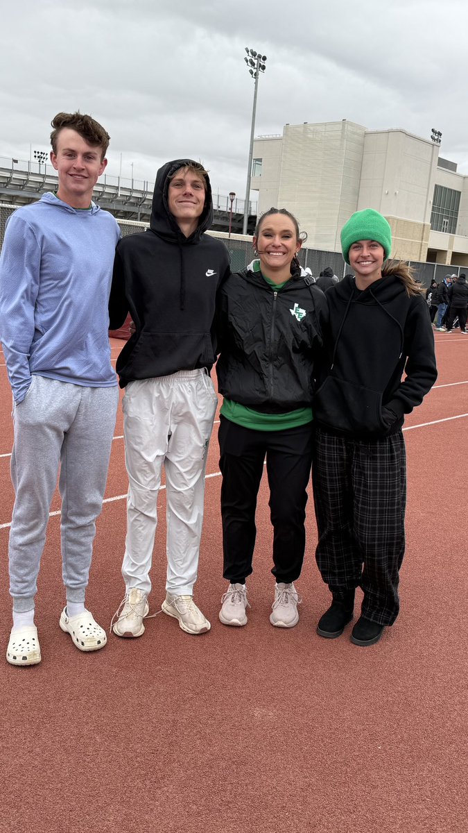 KelseyFillmon's tweet photo. Eldorado Triple Jump killed it today! All three jumpers placed and jumped crazy good in the frigid temps!
Andrew 42-0.5
Kember 44-11.5
Micah 36-0
#JumpU #JumpCity #TripleJump #TrackandField https://t.co/7C4AgARkYi