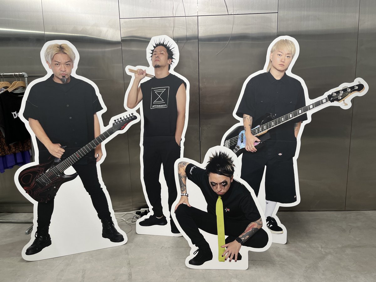 RedMoon_XXX's tweet photo. MAH君がMAH様に会いに来たぞ😇😈 https://t.co/vH6zaEIrkt