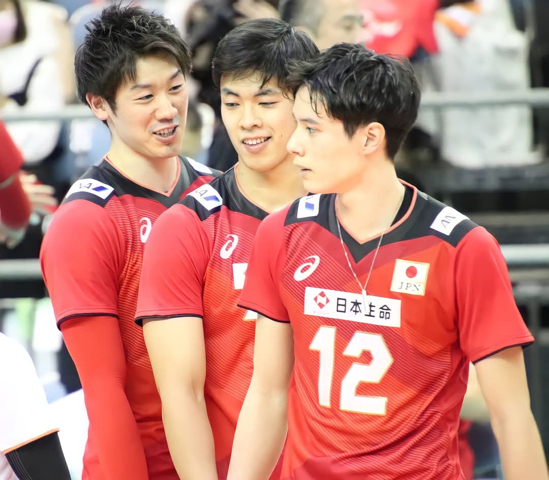 quinnstfu's tweet photo. my "BIG 3" is so back #YuRaKen https://t.co/hULo34xMWp