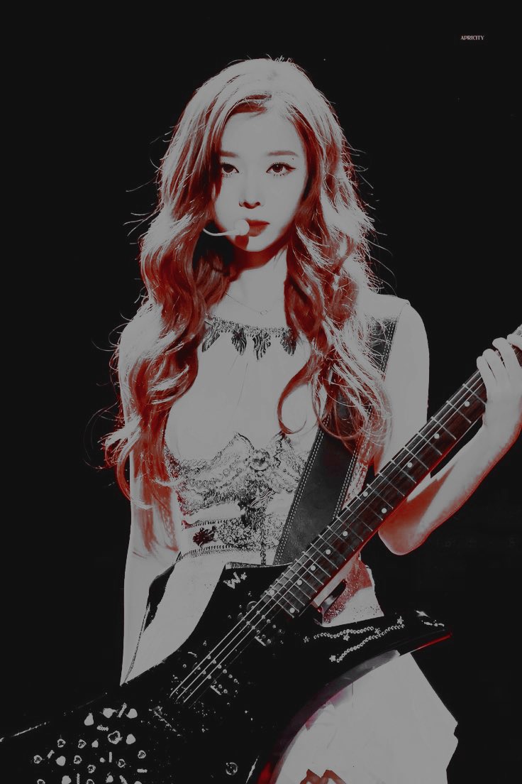 cruelawakening's tweet photo. ⠀
#⃝PRISCILLA of #⃝SOUNDDOLLS stealing the stage ! #AFFLICTIONFEST 🎸
⠀ https://t.co/LUew22afnS