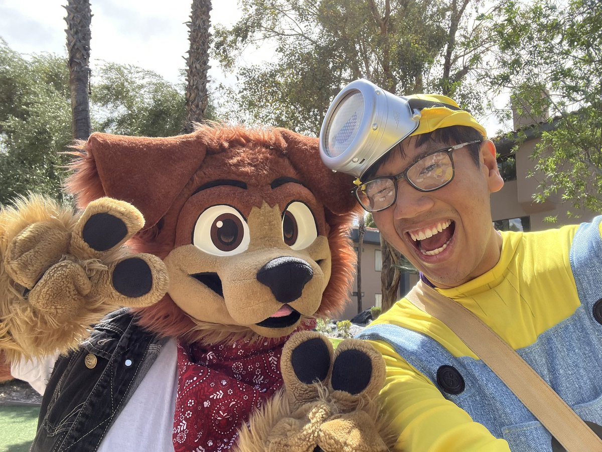 OMGG MINION?? FOUND HIS BANNANA!!?!   <a href="/JD_Puppy/">JD Puppy 🔜 jdpuppy.fastestfurs.org 🦋</a>  
And THE PLUSHIMENT TIME?!? 🤩 is smacking my Butt a Punishment?!