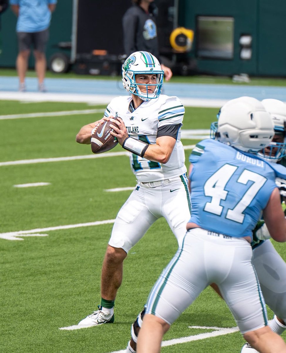 Coach_JHO's tweet photo. I see ya @BrunoDagan ❗️🙌🏾 ✅
Proud of you man❗️✅
📸 Photo Cred @relmyers &amp; 
@"Flicks-On-Sy"
🔥Photos 
#RelWave #GreenWave #GeauxWave #Tulane #RollWave #PatriotMentality https://t.co/omSxGxPdMH