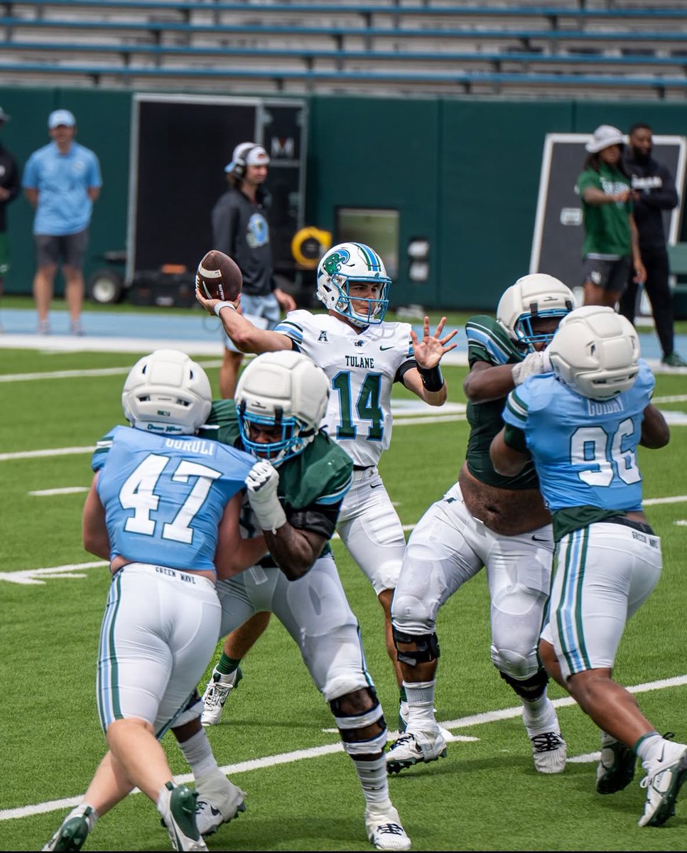 Coach_JHO's tweet photo. I see ya @BrunoDagan ❗️🙌🏾 ✅
Proud of you man❗️✅
📸 Photo Cred @relmyers &amp; 
@"Flicks-On-Sy"
🔥Photos 
#RelWave #GreenWave #GeauxWave #Tulane #RollWave #PatriotMentality https://t.co/omSxGxPdMH