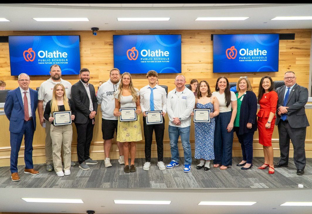 krisconley50's tweet photo. Makenzie Sharp and three other Olathe Schools Wrestlers being recognized by Olathe Public Schools for being  6A State Champions!! Congratulations Mak so proud of you!! @ONGirlsWrestli1 https://t.co/w0qFjbM70F