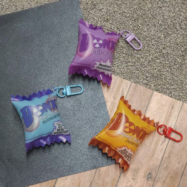 Sentreats's tweet image. I just received Team Fortress 2 BONK Candy Shaker - Etsy from zeratul via Throne. Thank you! throne.com/sentreats #Wishlist #Throne