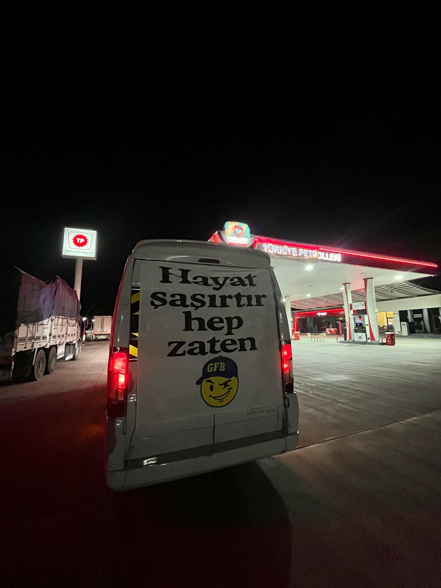 omeerkoc's tweet photo. HİÇ UMUDUM KALMAMIŞKEN (;
#gfb https://t.co/JtmUdvzc6o