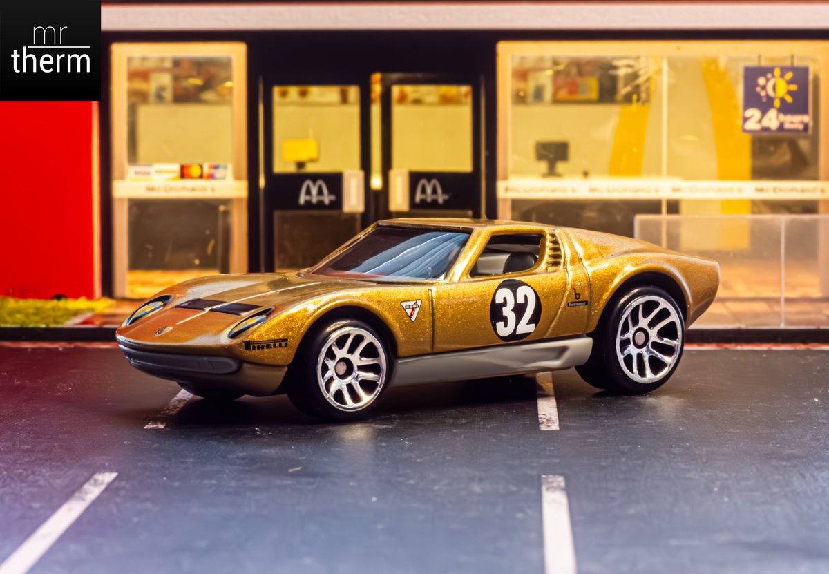 mrthermal's tweet photo. 1971 Lamborghini Miura SV

#cars #carphotography #hotwheels #photography #photooftheday #macro #macrophoto #macrophotography #gfans #diaramo #editing #hotwheelsphotography https://t.co/uMFzl6uFnv