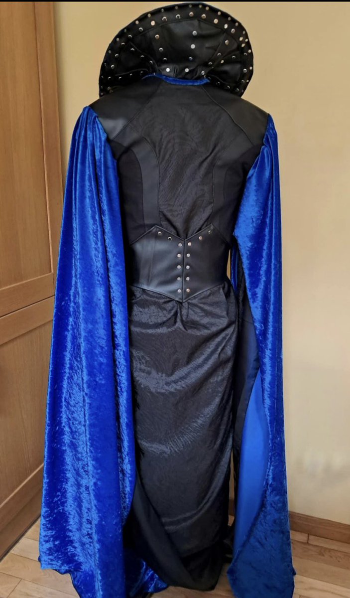 RevenVicious's tweet photo. Doubt this'll really be picked up BUT I finally finished making Billy Kaplan's Maleficent suit from Agatha All Along Ep 7. #AgathaAllAlong #JoeLocke #KathrynHahn #Cosplay https://t.co/825bnWpz4v