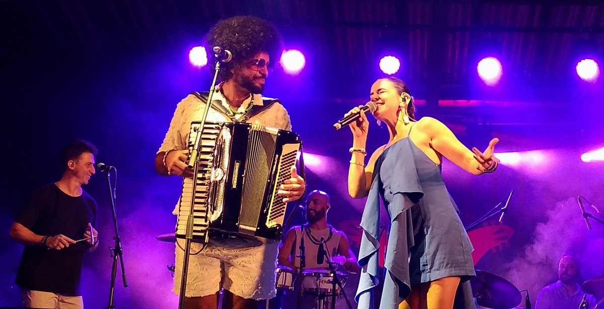 donniedarko73's tweet photo. festival sunset rio instrumental: mestrinho &amp; mariana aydar @ parque garota de ipanema 

#mestrinho #marianaaydar #marianaemestrinho #sunsetrioinstrumental #festival
#parquegarotadeipanema #arpoador #riodejaneiro https://t.co/Q1IAexAt90