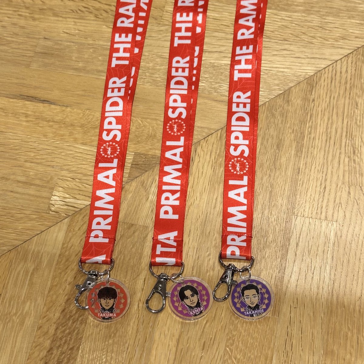 ash_rj13's tweet photo. THE RAMPAGE ランペ 
PRIMAL SPIDER グッズ アクスタ ストラップ 千社札 交換 福井

【 譲 】 後藤拓磨 、 鈴木昴秀 、 神谷健太 

【 求 】 川村壱馬

福井手渡し or 郵送

福井手渡しでの交換優先します🌟 https://t.co/iR3fpKsIhv