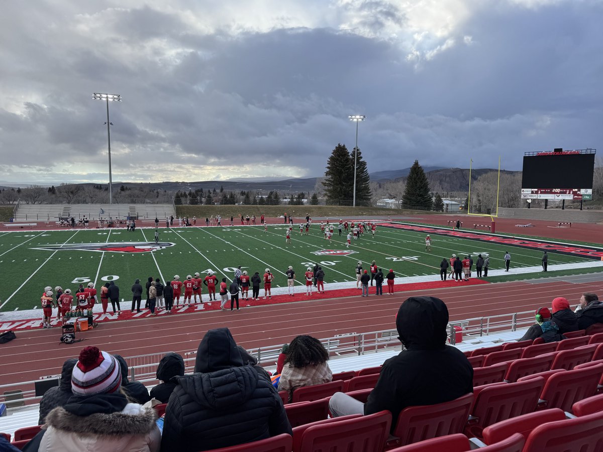 DrewAdamson61's tweet image. What an incredible experience today at Western Colorado University. Had a great workout and got to meet a lot of amazing people! Go Mountaineers!
@GP_Recruiting @Hunterh24 @Coach_MThompson @ThePuntFactory @Chris_Sailer @joe_smigiel @NPPanthersONE @_ColeMurphy_ @CoachJVG