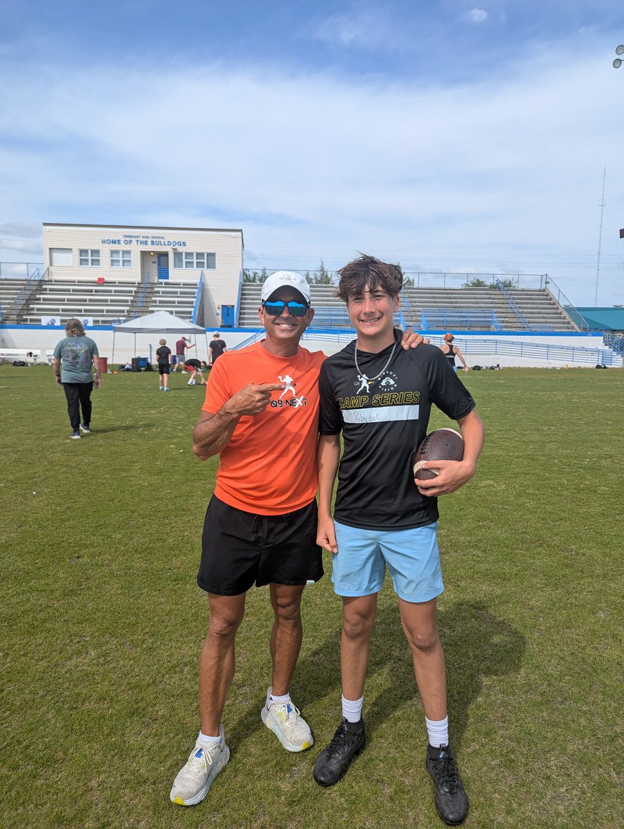 AidanRobydek's tweet photo. I had a great time today working hard and getting better. Thank you @QBVisionGC for an awesome camp!
@VisionQb
@joshrwoodham
#chasingbest
#Leadership https://t.co/TriBBu61w4