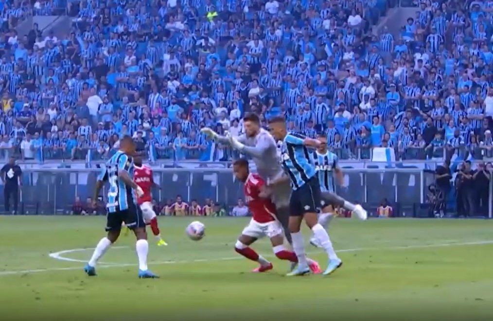 roger Machado é o responsável pelo 11 de setembro tweet media