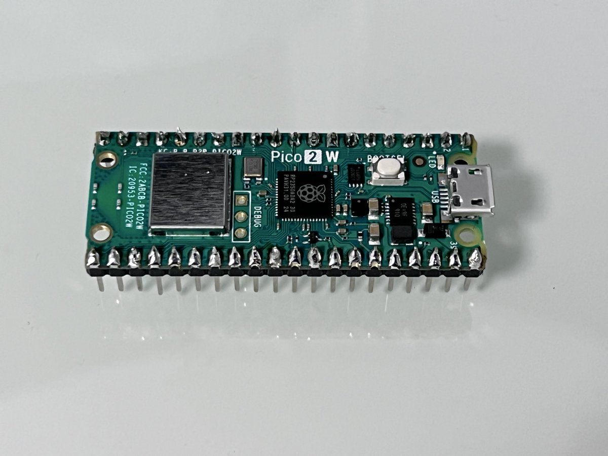 murasametech's tweet image. 電子工作を始めるなら「Raspberry Pi Pico W」がかなりオススメです✨

小型で安価なのに、Wi-Fi内蔵でIoTもOK。Pythonで簡単に制御できるので、初心者でもすぐに楽しめます！

まずはLEDの点滅から試してみてください。動くとテンション上がりますよ！

#RaspberryPi #電子工作 #Python入門 #IoT入門