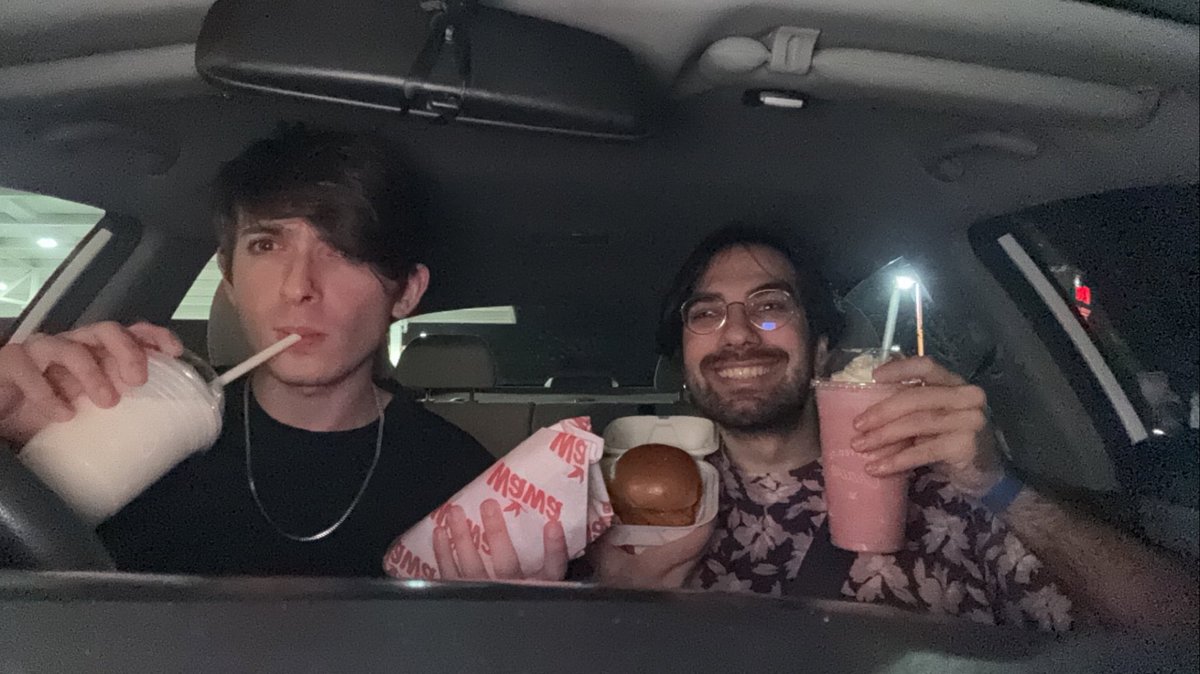 MIKE NINES 🏓 tweet media