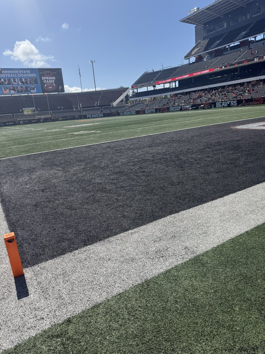 Shan Jones (@shanjon49) on Twitter photo Grateful to Oregon State University for the opportunity to visit and check out the spring game today. Excited for what’s ahead! <a href="/JRMoala/">Coach JR Moala</a> <a href="/coachmcriner/">Mark Criner</a> <a href="/NickFarman55/">Nick Farman M.S.</a> <a href="/JordanJ_/">Jordan Johnson</a> Grateful to Oregon State University for the opportunity to visit and check out the spring game today. Excited for what’s ahead! <a href="/JRMoala/">Coach JR Moala</a> <a href="/coachmcriner/">Mark Criner</a> <a href="/NickFarman55/">Nick Farman M.S.</a> <a href="/JordanJ_/">Jordan Johnson</a>