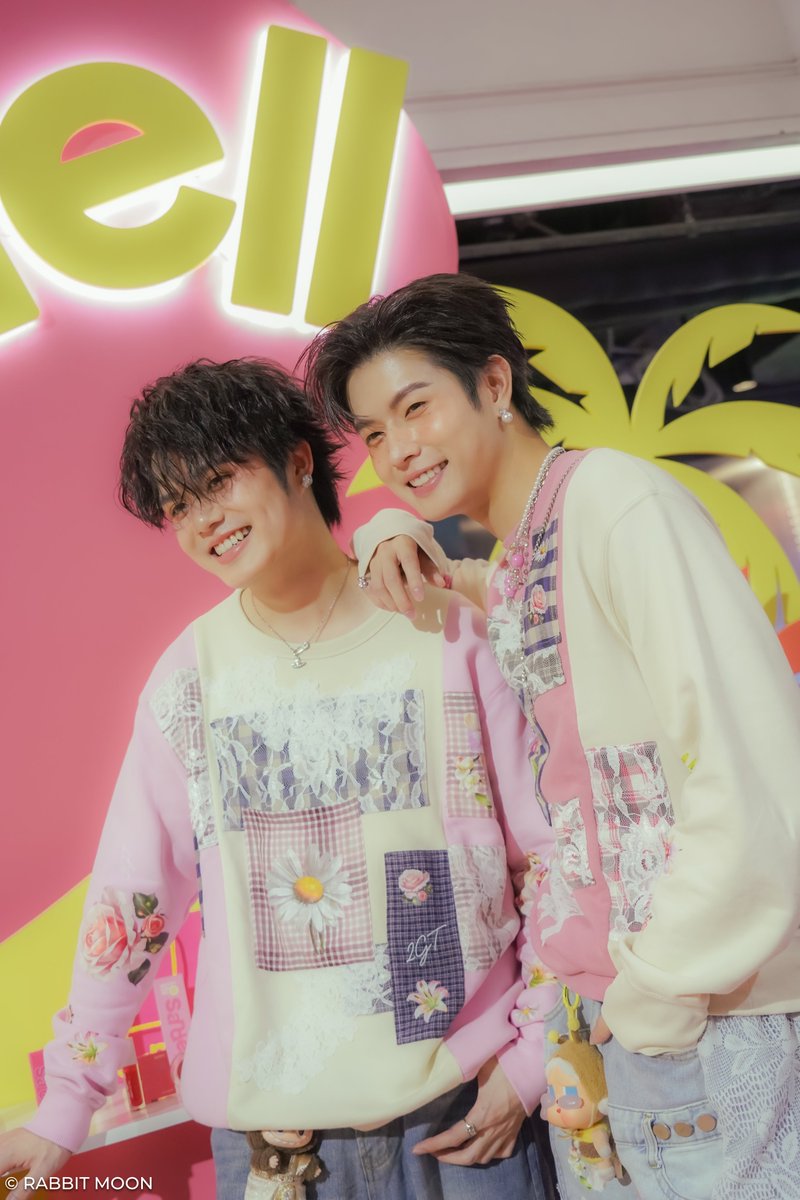 Turbo4Wds's tweet photo. BIG CONGRATS 
@sandellofficial 🎉✨

ยินดีกับงานเปิดตัวด้วยนะครับ
ขอใหัปัง ๆ ขายดิบขายดีค้าบ

#SandellGrandOpening
#SandellSummerClub 
#Turbo4Wds 
#RABBITMOON https://t.co/RhLvC4T2Rx
