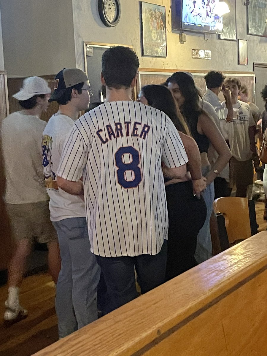 BigBallerBFW's tweet photo. Gary Carter jersey in the bar #expand #Rip8 https://t.co/R7Eczy2fwC