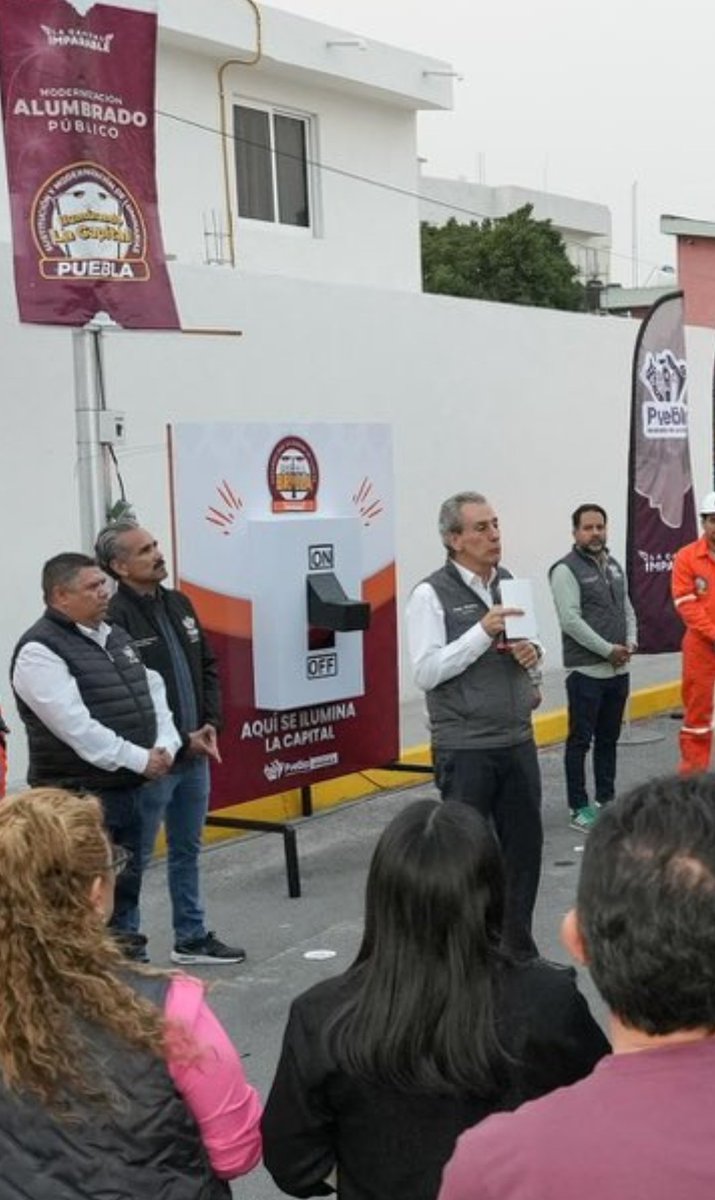 Palillo191's tweet image. Otro pedazo de foto para el #Almanaque de la traición de @mario_delgado y @CitlaHM 
Un pto e ineficiente #priísta
Dos hdp #panistas 
Y un p3ndejo chapulín 🐷🤮
Todos hoy se dicen #4T 
Vaya burla y m4m4d4
¿Donde, donde están los cientos de morenitos fundadores, puros y canteranos?