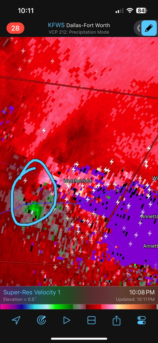 CC_StormWatch's tweet photo. A confirmed #tornado is on the ground moving just west of Weatherford now. It’s likely doing damage as it does so. #TXwx https://t.co/81NMN0DcOO