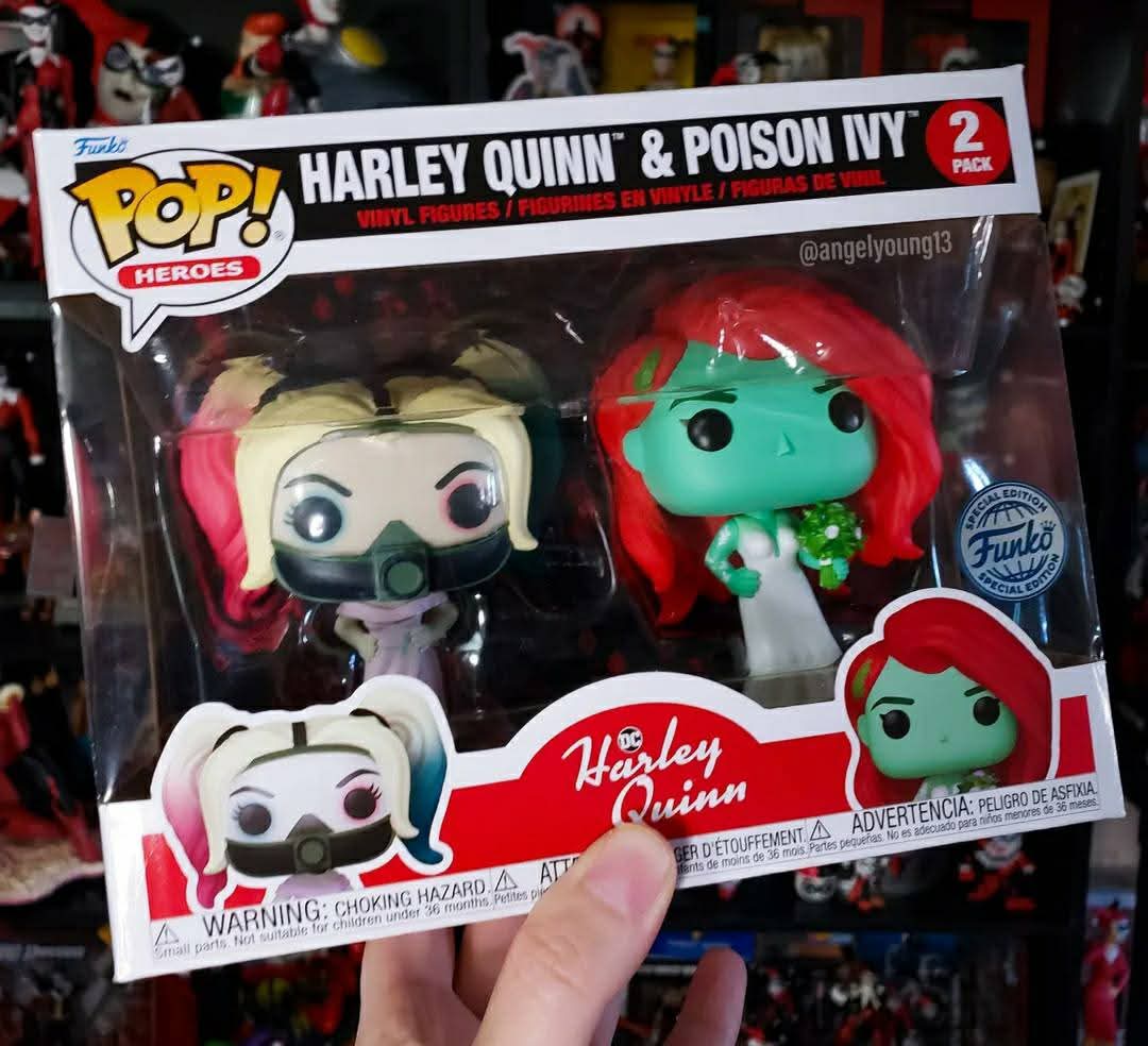 AngelYoung13's tweet photo. #30DaysofQuinn - Day 19: Animated show. I am obviously always going to adore BTAS. But I have also enjoyed the new iterations of Harley as well. And with that, props to the Harley Quinn Animated Series for the wild, hilarious ride the show has been so far.
♦️ https://t.co/ZzZ5RItCKQ