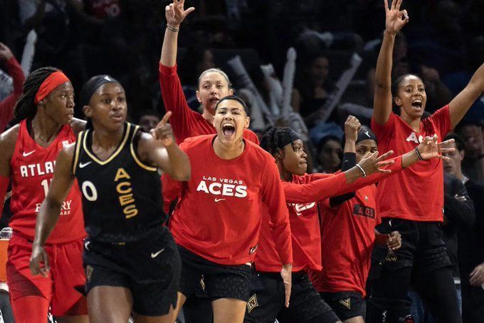 Coach the Coaches (@winningcoaches) on Twitter photo Sometimes toughness looks like playing hard for 40 minutes, but sometimes toughness looks like cheering your teammates on from the bench.
In any circumstance, toughness is an option.
Toughness is about the effort, not the role.
~ via <a href="/BallisPsych/">Ball is Psych</a> Sometimes toughness looks like playing hard for 40 minutes, but sometimes toughness looks like cheering your teammates on from the bench.
In any circumstance, toughness is an option.
Toughness is about the effort, not the role.
~ via <a href="/BallisPsych/">Ball is Psych</a>