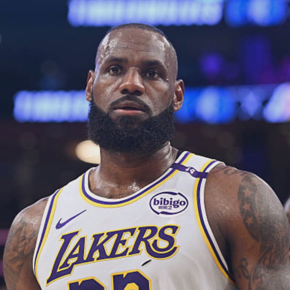 LakeShowYo tweet media