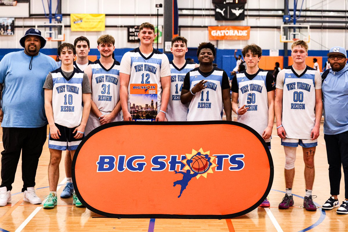 BIG SH🏀TS tweet media