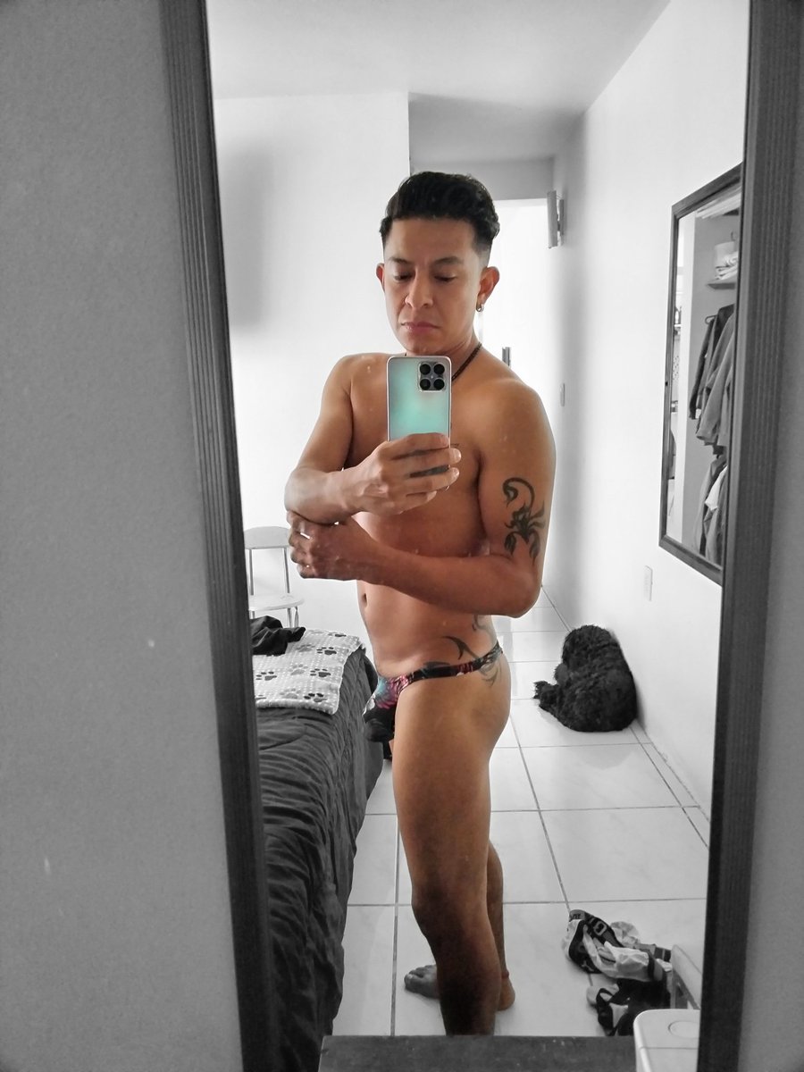 mxcesartorres's tweet photo. ☺️🏳️‍🌈🙈 https://t.co/t69AW1zHYu