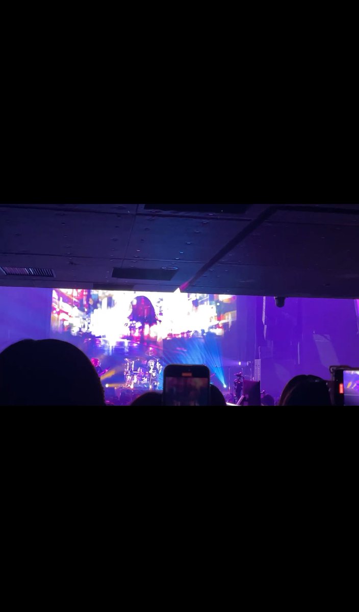 visvisr's tweet photo. 楽しかった〜
ライブだとキュートアグレッションかジャイアントキラーが一番好き https://t.co/agQlslQGWe