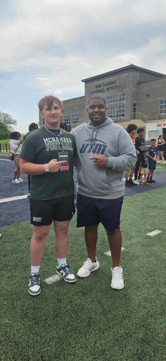 Thanks <a href="/UTM_FOOTBALL/">UT Martin Football</a> <a href="/CoachLeno_UTM/">Lenon James Jr.</a> for inviting me to the spring game had a great time seeing the campus and getting to know the coaches
<a href="/bmchsfootball/">Bishop McNamara Football</a> <a href="/youngbloodgreg/">Greg Youngblood</a> <a href="/BigGreek79/">Tony Pashos</a> <a href="/PrepRedzoneIL/">Prep Redzone Illinois</a> <a href="/sixstarfootball/">Six Star Football | PLUS+</a> <a href="/CoachBigPete/">Peter "Coach Big Pete" Leinweber</a> <a href="/CoachRudyG/">Coach Rudy Griffin</a> <a href="/CoachStoutUTM/">Coach Stout 🏈</a>