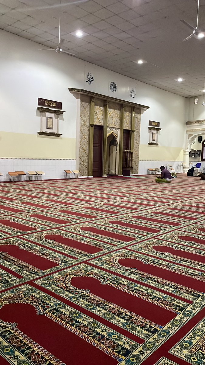 Sheikh_Busuri's tweet photo. صباحكم خير وبركة وصحة وعافية https://t.co/USqm2XzOQl