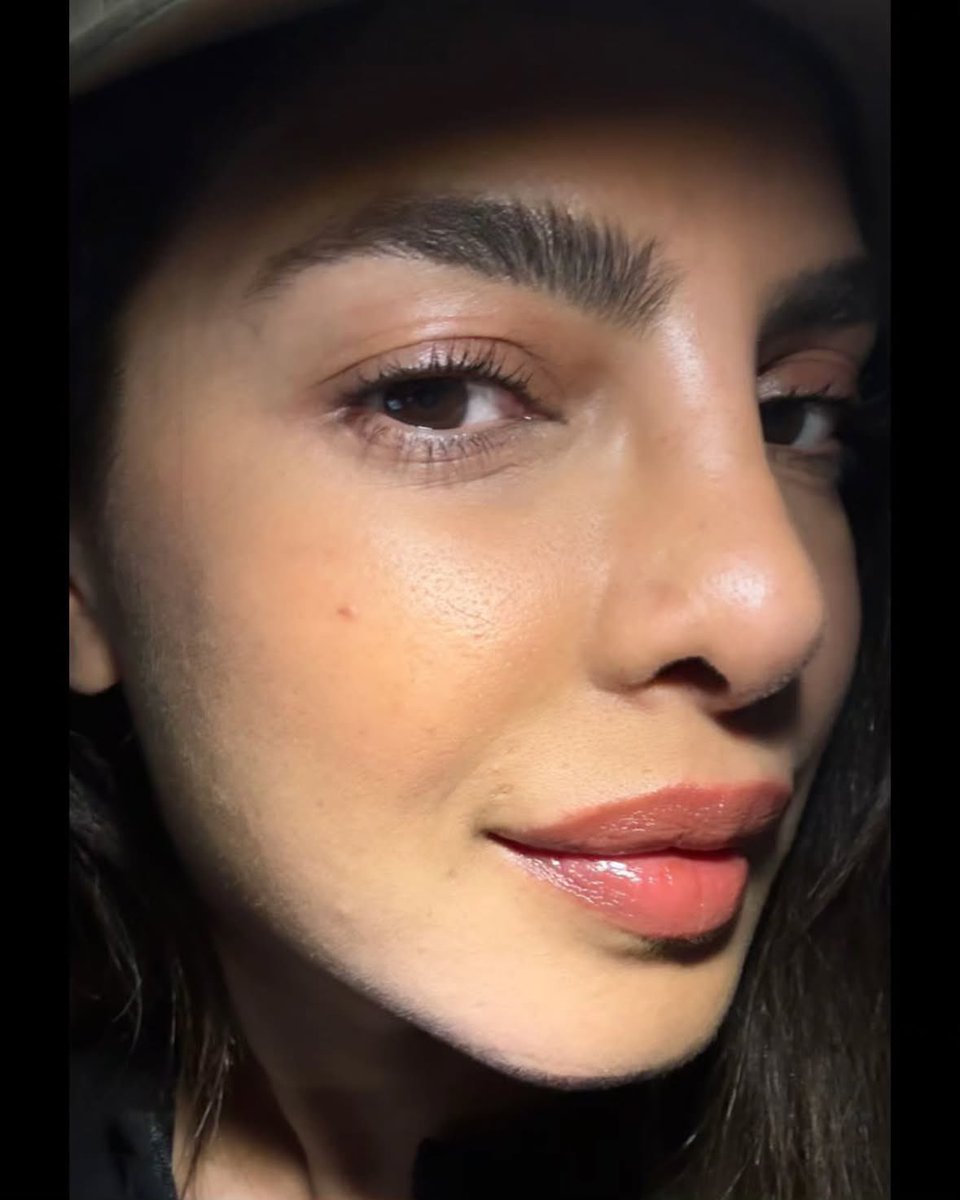 Not jealous of her flawless skin at all😒