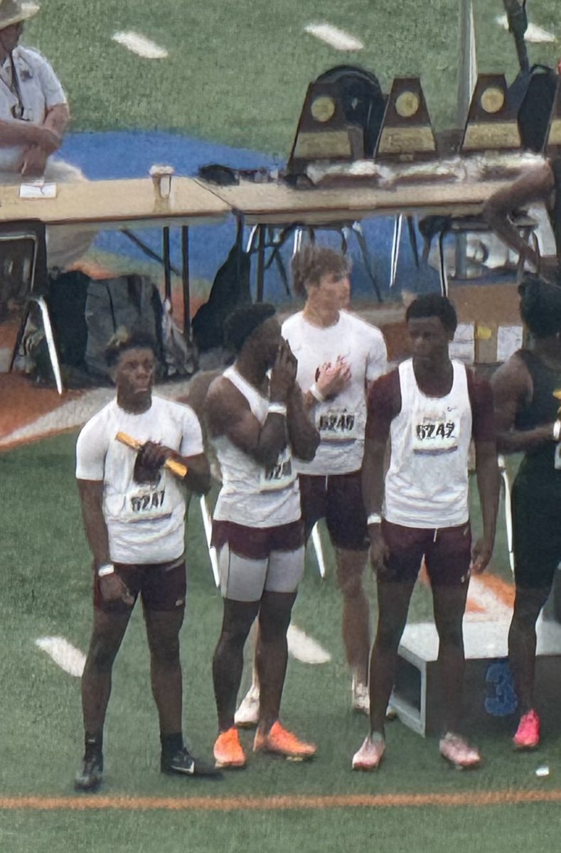🚨 Attention!!! 🚨 the 4x100 relay team of Jonathan Nielsen, Cordial Vann, Peyton Holland &amp; Ke’onte Ross secure the Wild Card and will compete at the  State Meet in Austin!