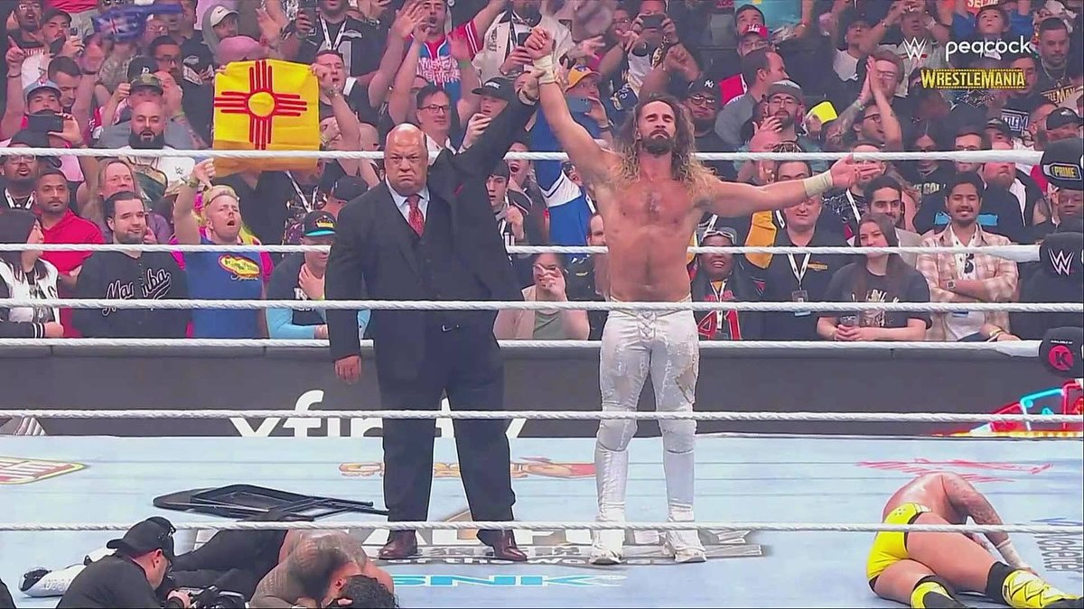CaseyEmmanuel's tweet photo. Why are they making @HeymanHustle out to be the bad guy? He literally just broke out of two toxic partnerships to venture out. @WWERomanReigns was abusive and didn't save him from Solo's assault, @CMPunk only wanted to use him to get to Roman. They deserved it. #wrestlemania https://t.co/YVeQrccEB8