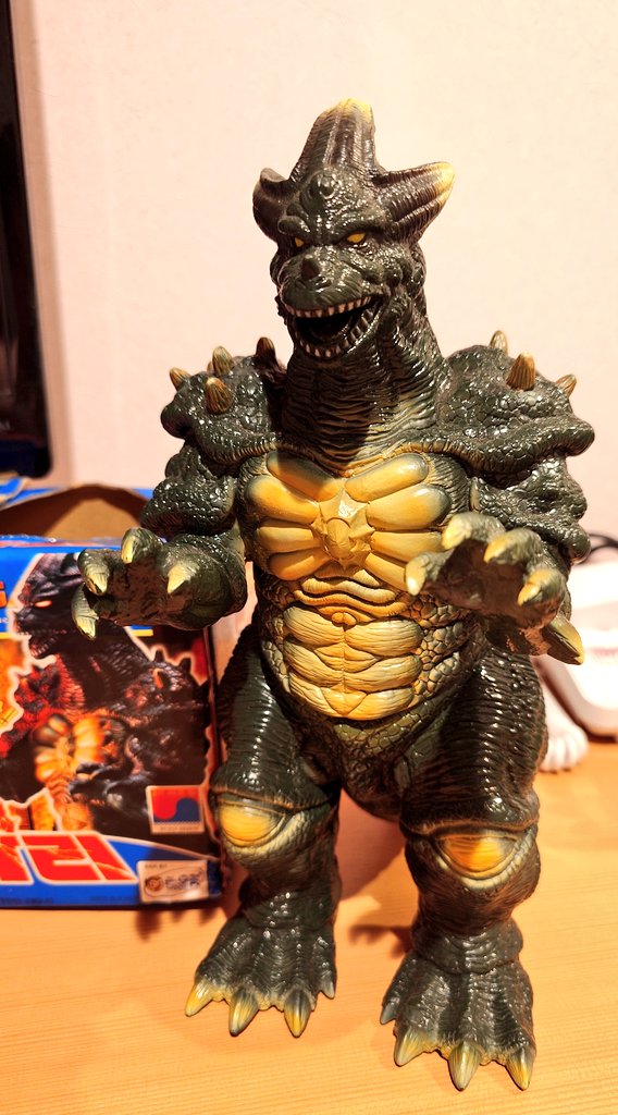 ソノコントイ 怪獣大決戦 ヤンガリー ヤンガリー まさかまさかのダブル