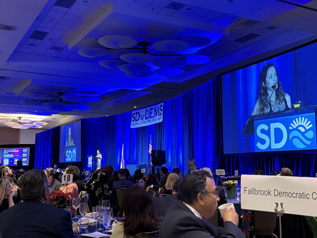 .<a href="/jeanguerre/">Jean Guerrero</a>: Where is the Democratic version of <a href="/StephenM/">Stephen Miller</a>?

Me: 🙋🏻‍♂️‼️

Seriously - blown away by this talk. Democrats cannot run away from immigration.