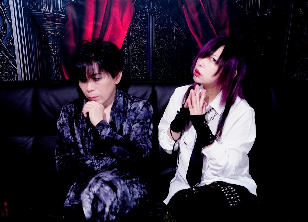 Meteore_X's tweet photo. アーティスト写真公開しました https://t.co/n38UB2BnkE