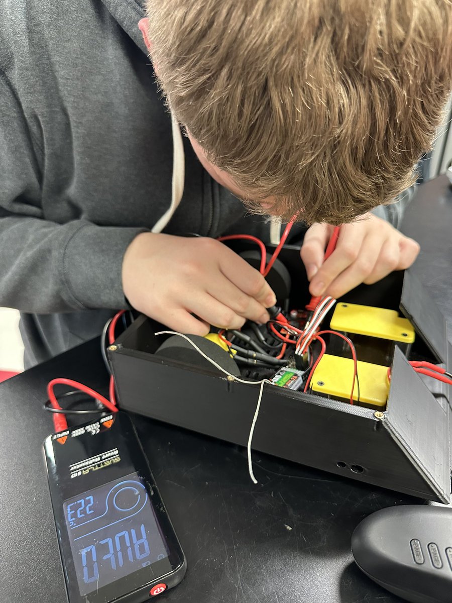 kilobots's tweet image. 🤖⚙️ The countdown is ON! Kilobots—our 3D-printed combat robot league for 6th–12th grade—is back April 26! Don’t miss the epic battles, innovation & STEM action!
📍 Stewarts Creek MS
#Kilobots #BattleBots #STEM #Robotics