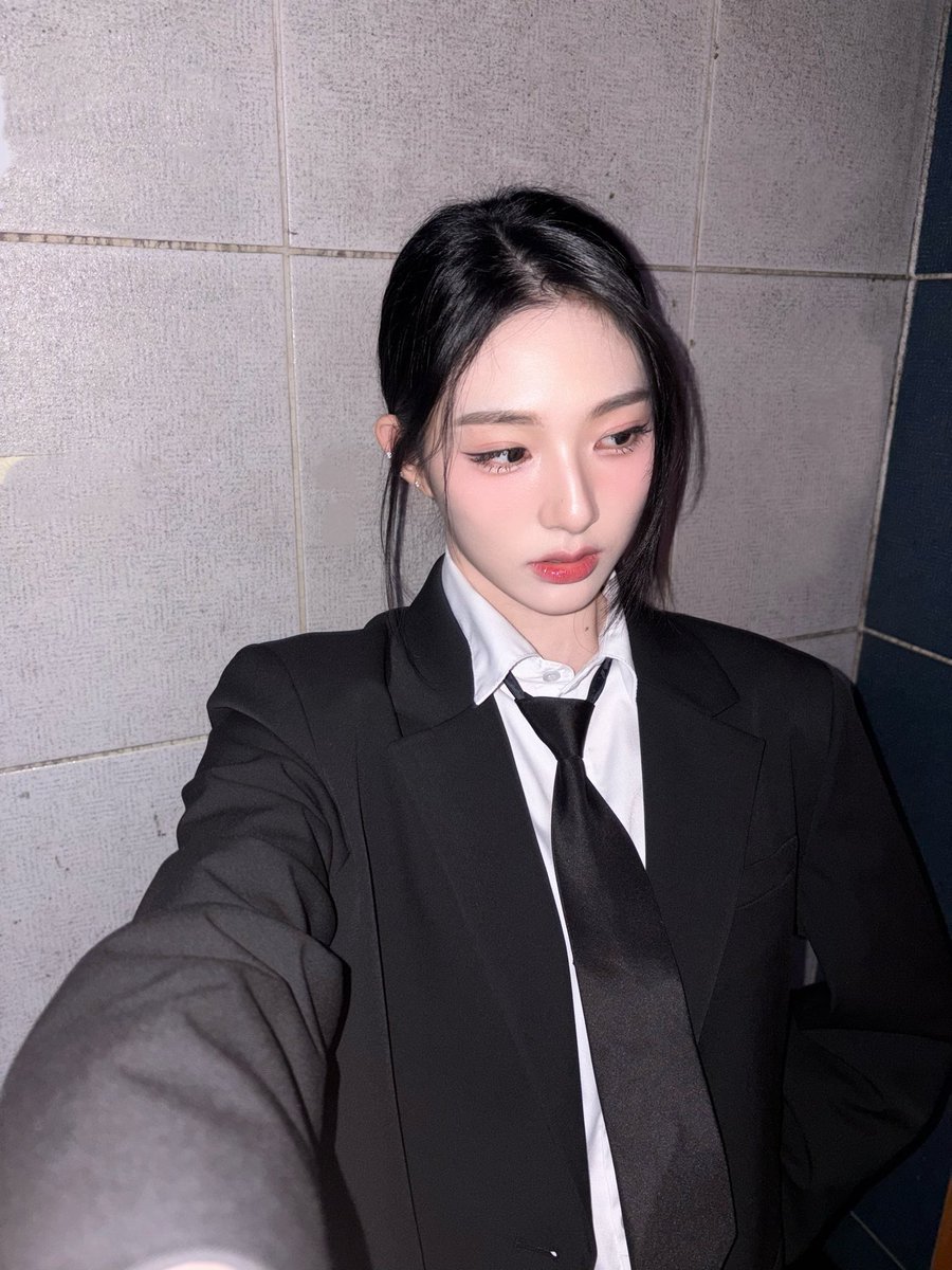 xinyurmylover's tweet photo. 250420 신위 프롬🖤

#신위 #Xinyu #周心语 #tripleS #s15 https://t.co/NUjGxX0YD4