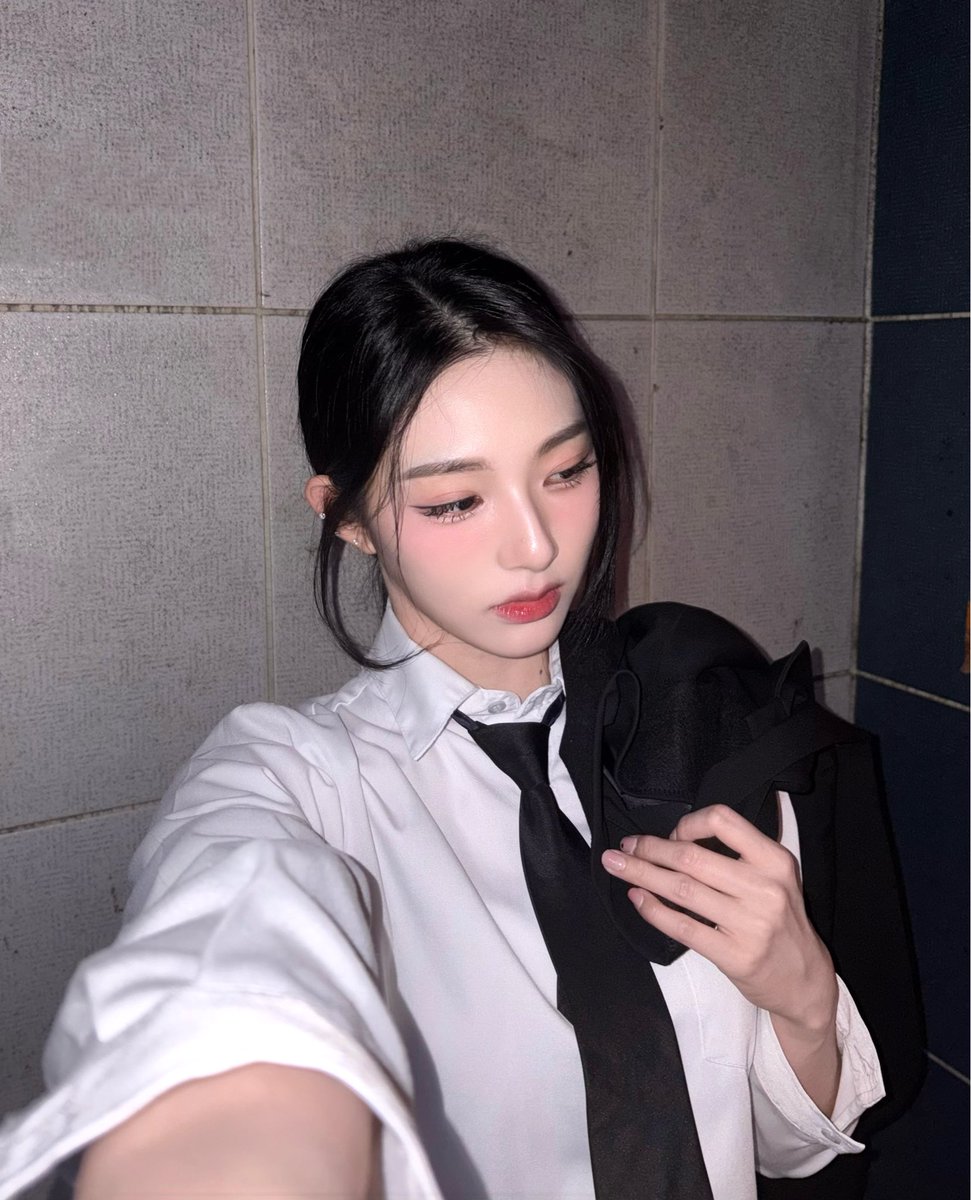 xinyurmylover's tweet photo. 250420 신위 프롬🖤

#신위 #Xinyu #周心语 #tripleS #s15 https://t.co/NUjGxX0YD4