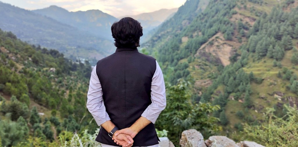 waseemkhnwasi's tweet photo. Let's explore the adventure 😊 https://t.co/V13PQmgdtN