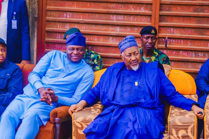 CJPAM1's tweet photo. PHOTO NEWS:
Minister @fmha_pa @nentawe1, alongside @DHQNigeria Minister of Defence @Mohammed_Badaru, visited communities in #Riyom and #Bassa LGAs to commiserate with victims of recent attacks in #Plateaustate https://t.co/dfPQxo7s6x